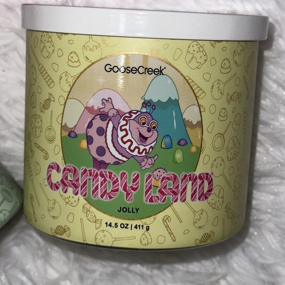 Goose Creek-Candy Land KING CANDY and JOLLY 3-wick soy candle NEW Candyland - Picture 6 of 12